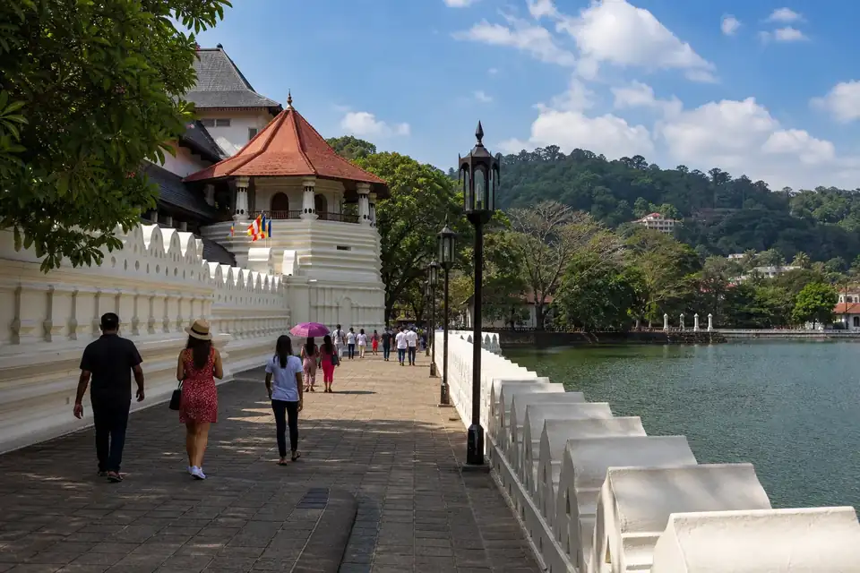 Kandy Lake and hills in Sri Lanka’s central highlands