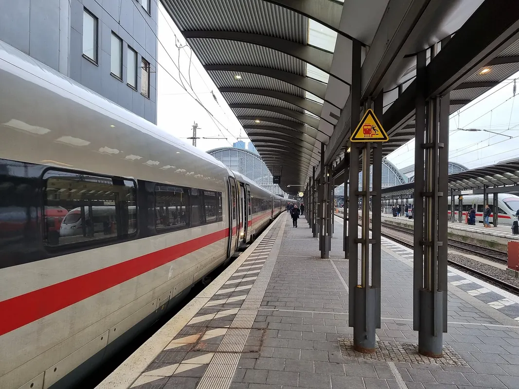 Long-Distance Trains – ICE and IC