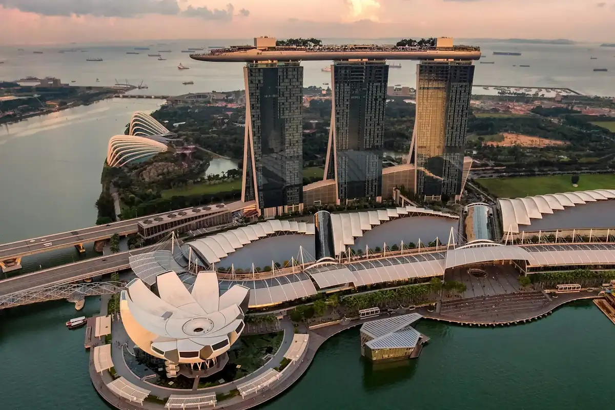 Singapore Changi Airport (SIN)